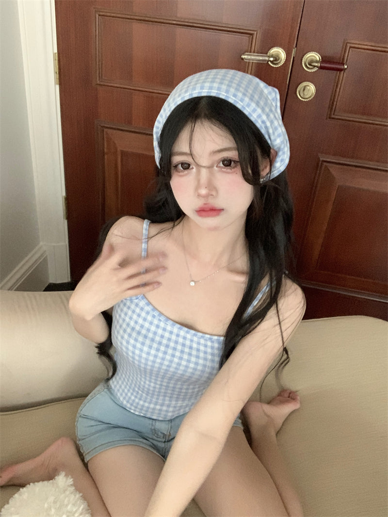 少女甜美可愛修身彈力吊帶