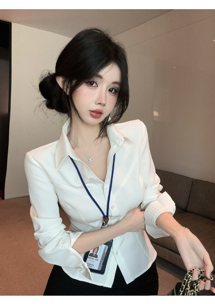 純欲性感收腰白襯衫
