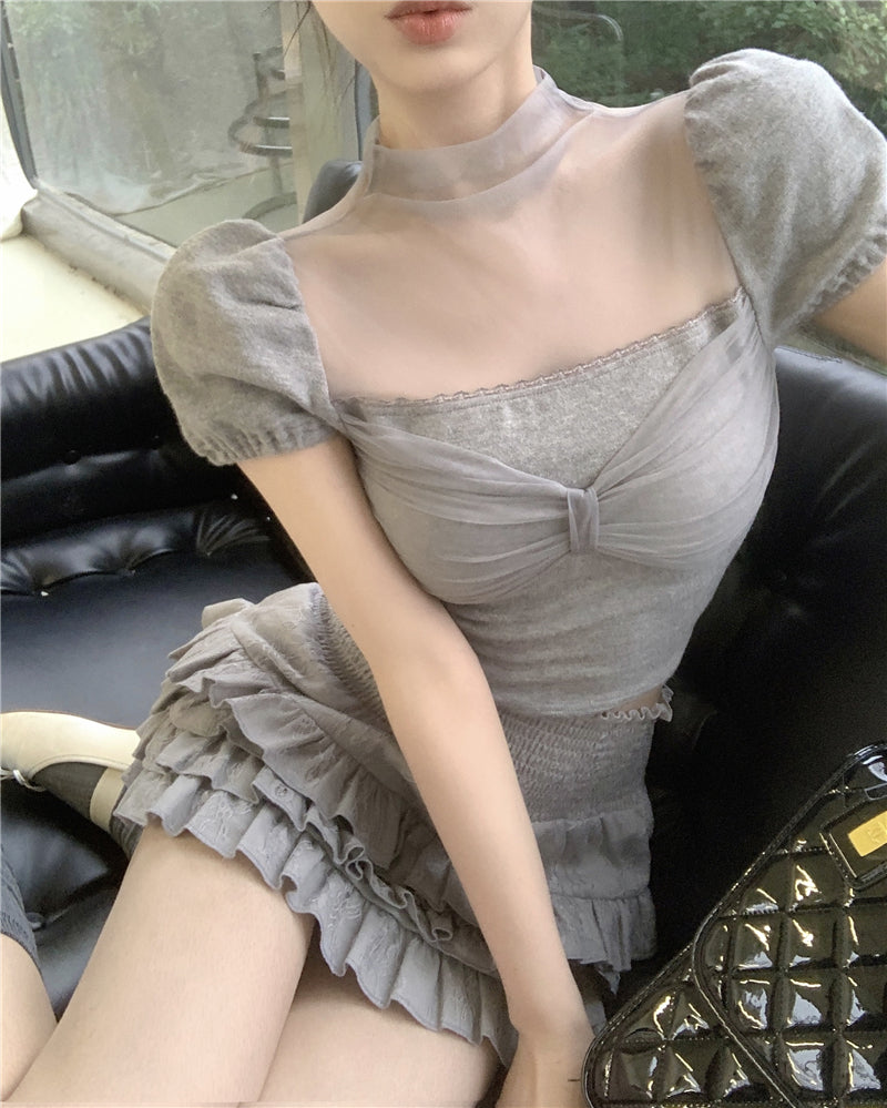 清透抽摺網紗上衣&高腰澎澎蕾絲裙