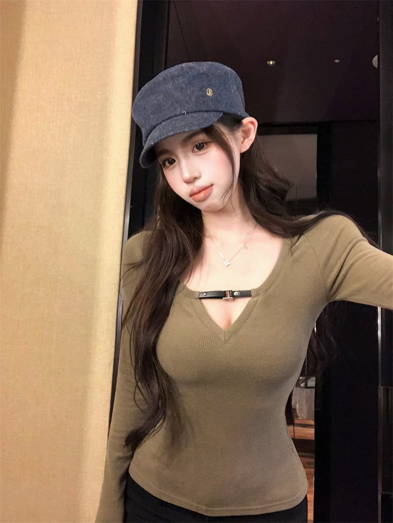 溫柔性感收腰領口設計感針織衫