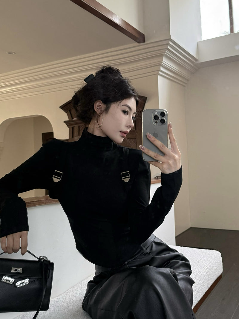 辣妹風設計感背帶內搭打底衫