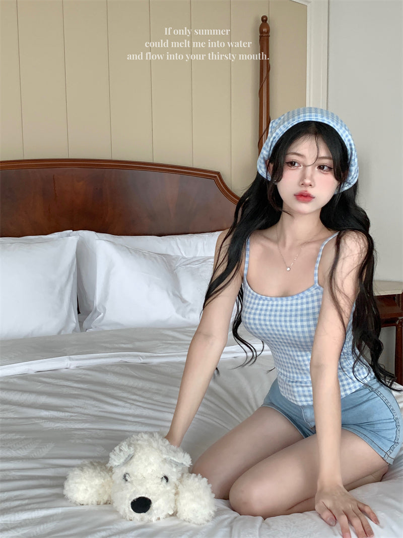 少女甜美可愛修身彈力吊帶