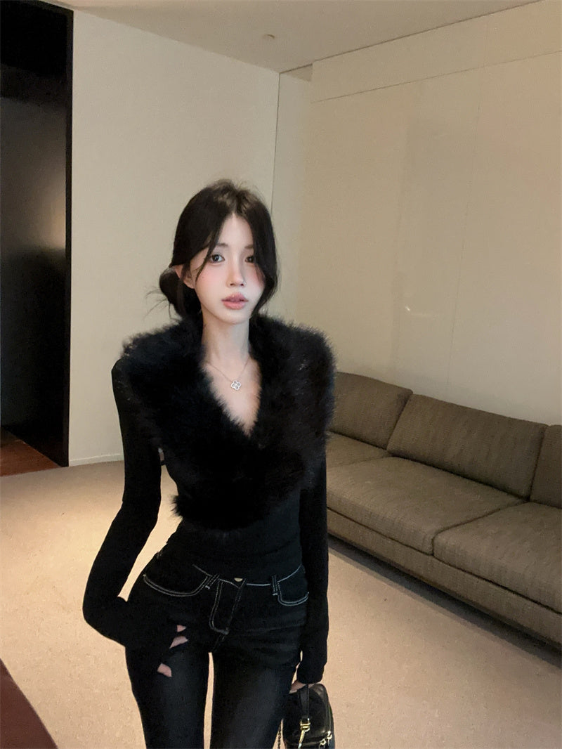 純欲辣妹毛領拼接V領內搭打底衫
