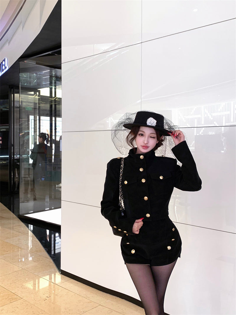 英倫復古黑色立領金屬扣外套高腰褲套裝