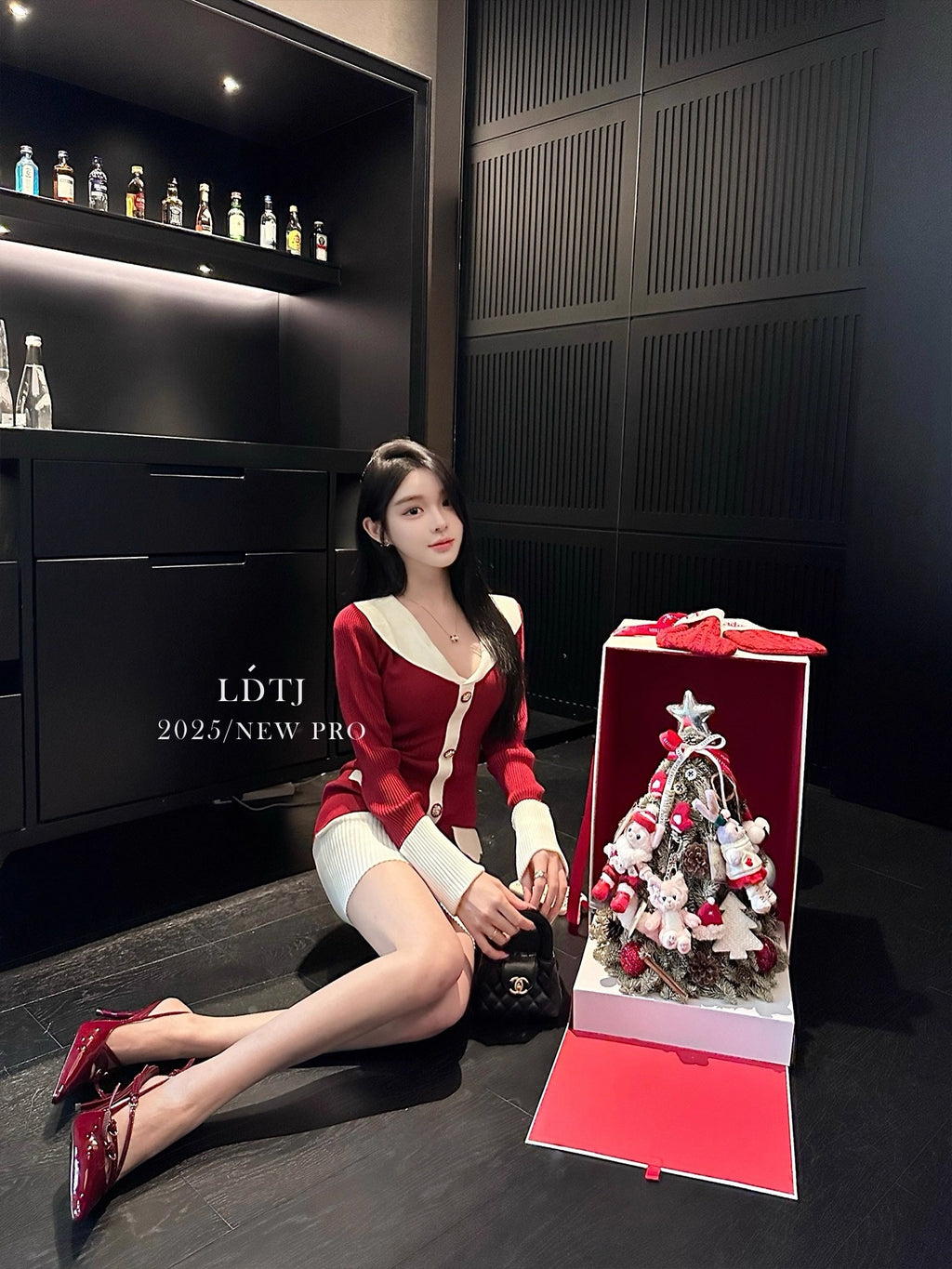 名媛氣質撞色V領修身針織連衣裙