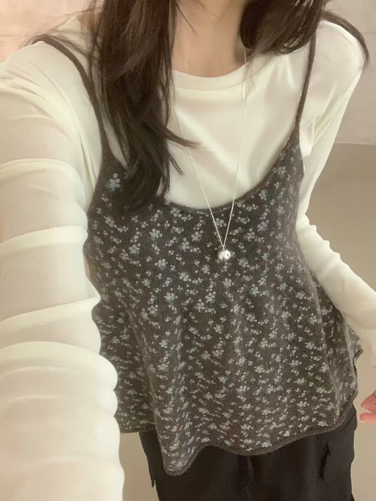 氣質簡約百搭吊帶上衣