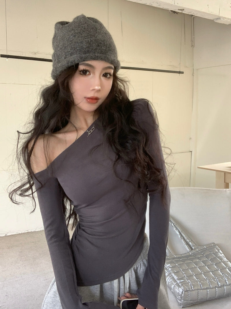 純欲性感辣妹風不規則露肩上衣