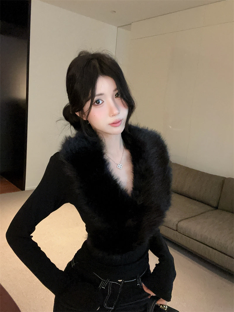 純欲辣妹毛領拼接V領內搭打底衫
