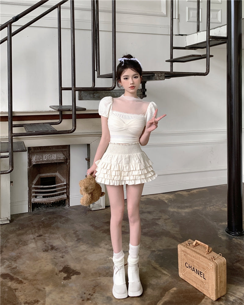清透抽摺網紗上衣&高腰澎澎蕾絲裙
