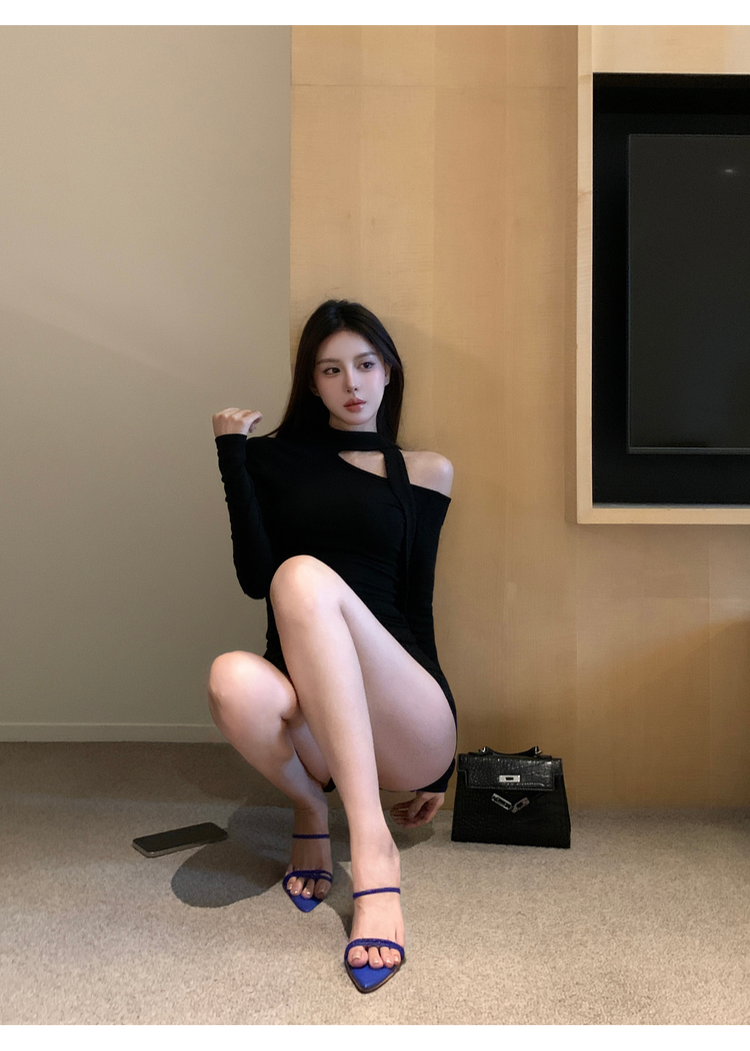氣質純欲辣妹掛脖上衣