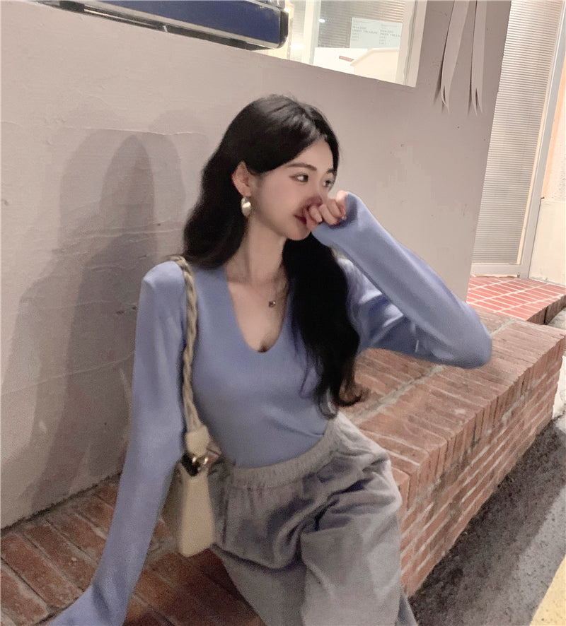 百搭V領純色修身上衣