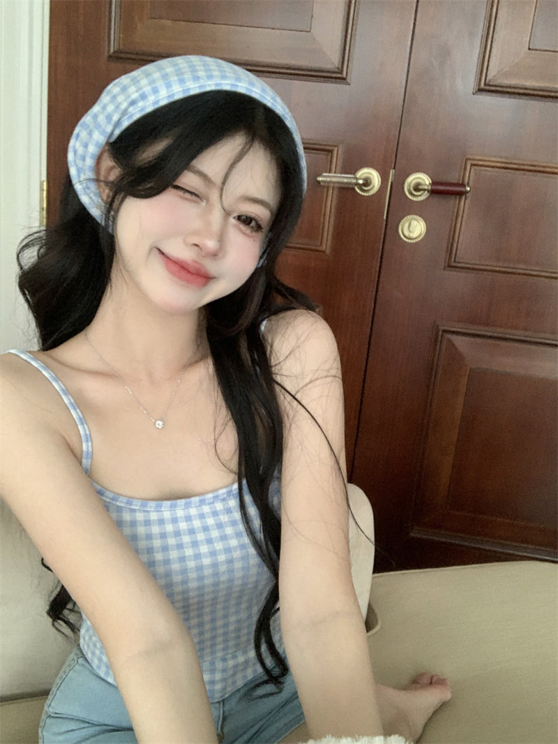 少女甜美可愛修身彈力吊帶
