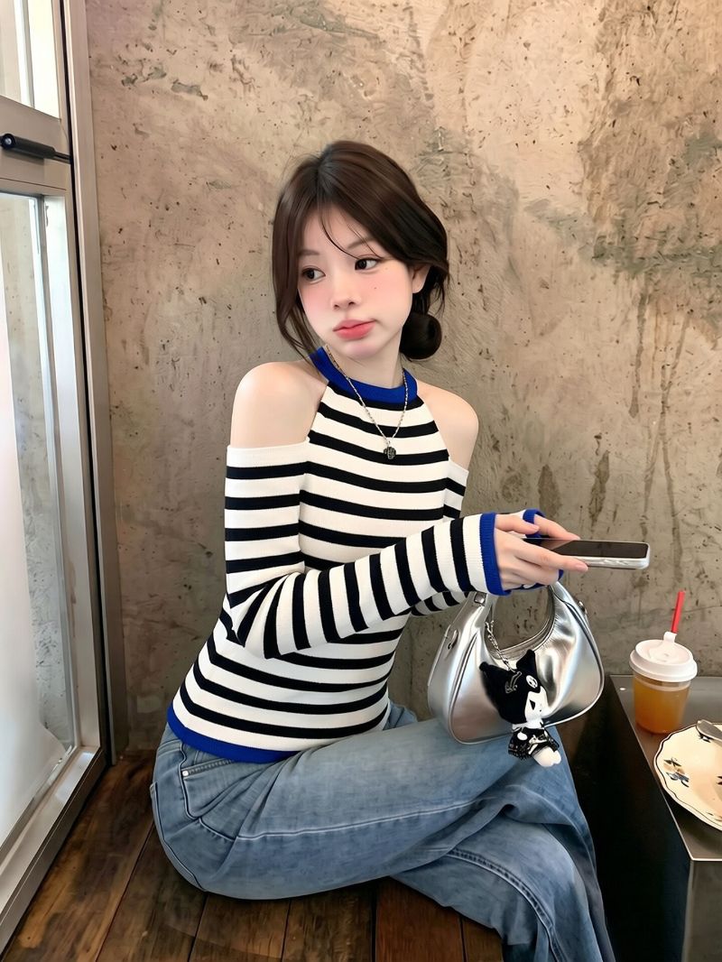 辣妹露肩設計感修身撞色上衣