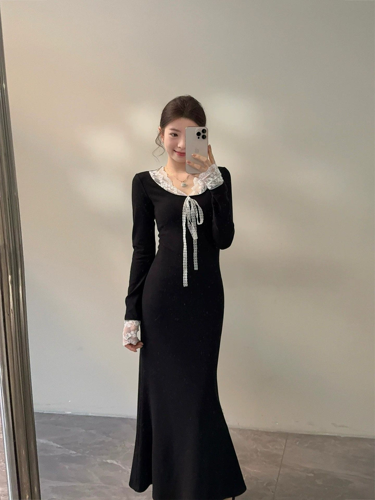 高級感蕾絲拼接魚尾連衣裙