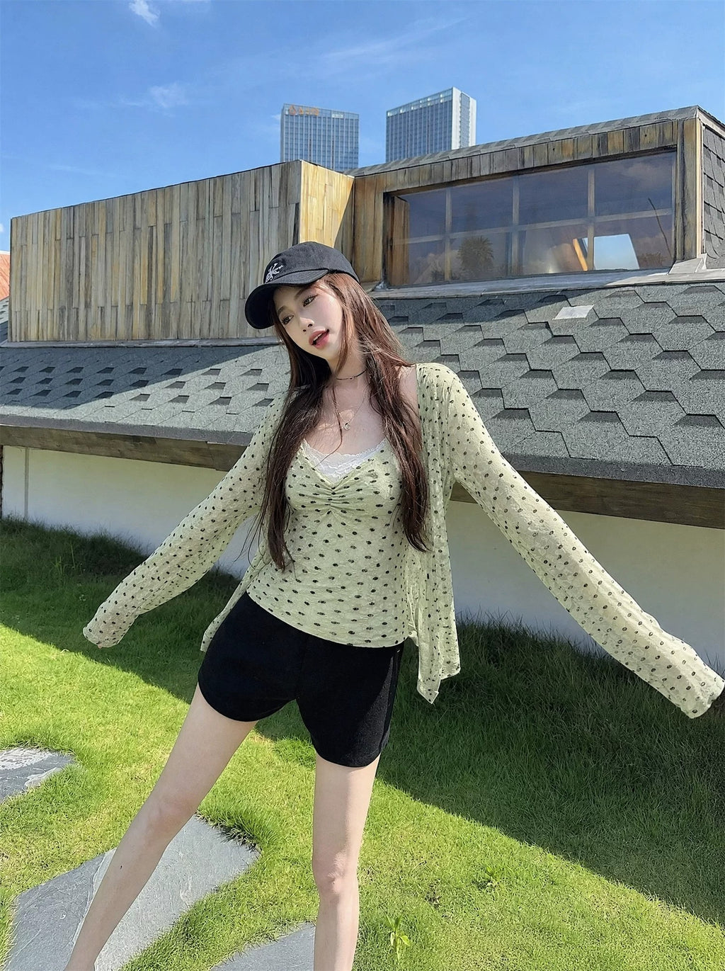 韓系甜美v領蕾絲吊帶修身點點兩件套上衣