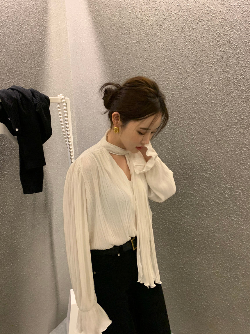 高級感褶皺喇叭袖襯衫