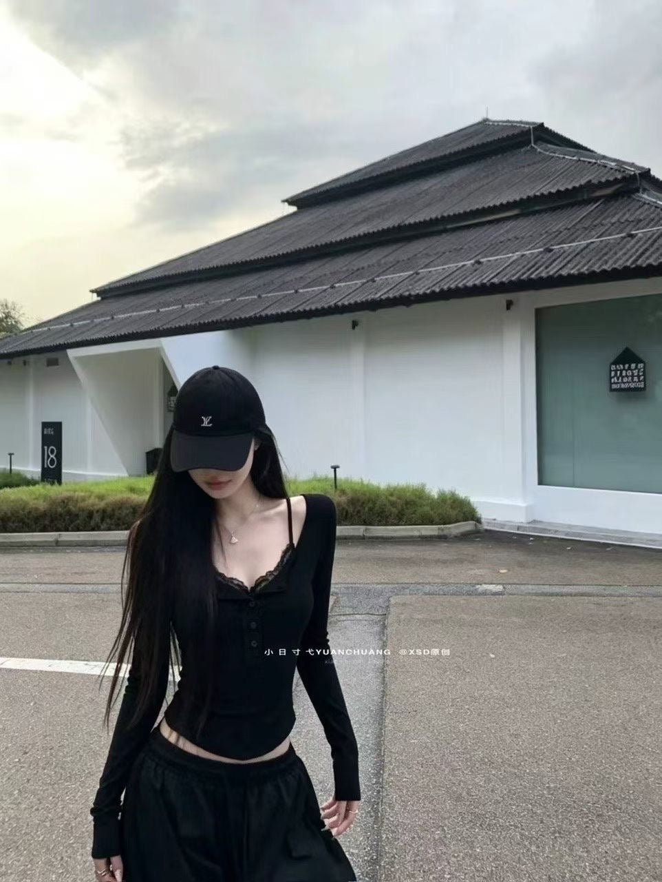 純欲蕾絲假兩件長袖修身上衣