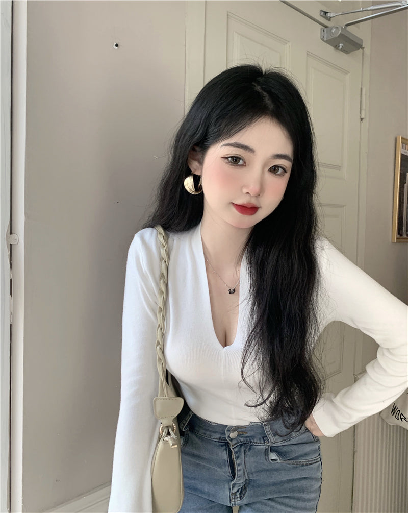 百搭V領純色修身上衣