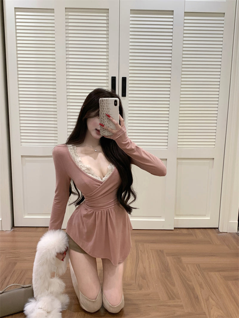 法式蕾絲拼接顯瘦打底衫