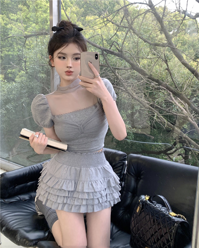 清透抽摺網紗上衣&高腰澎澎蕾絲裙