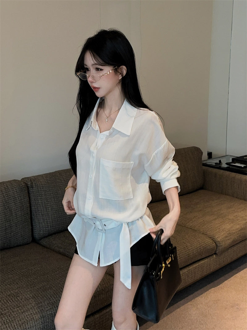 白色設計感氣質辣妹襯衫