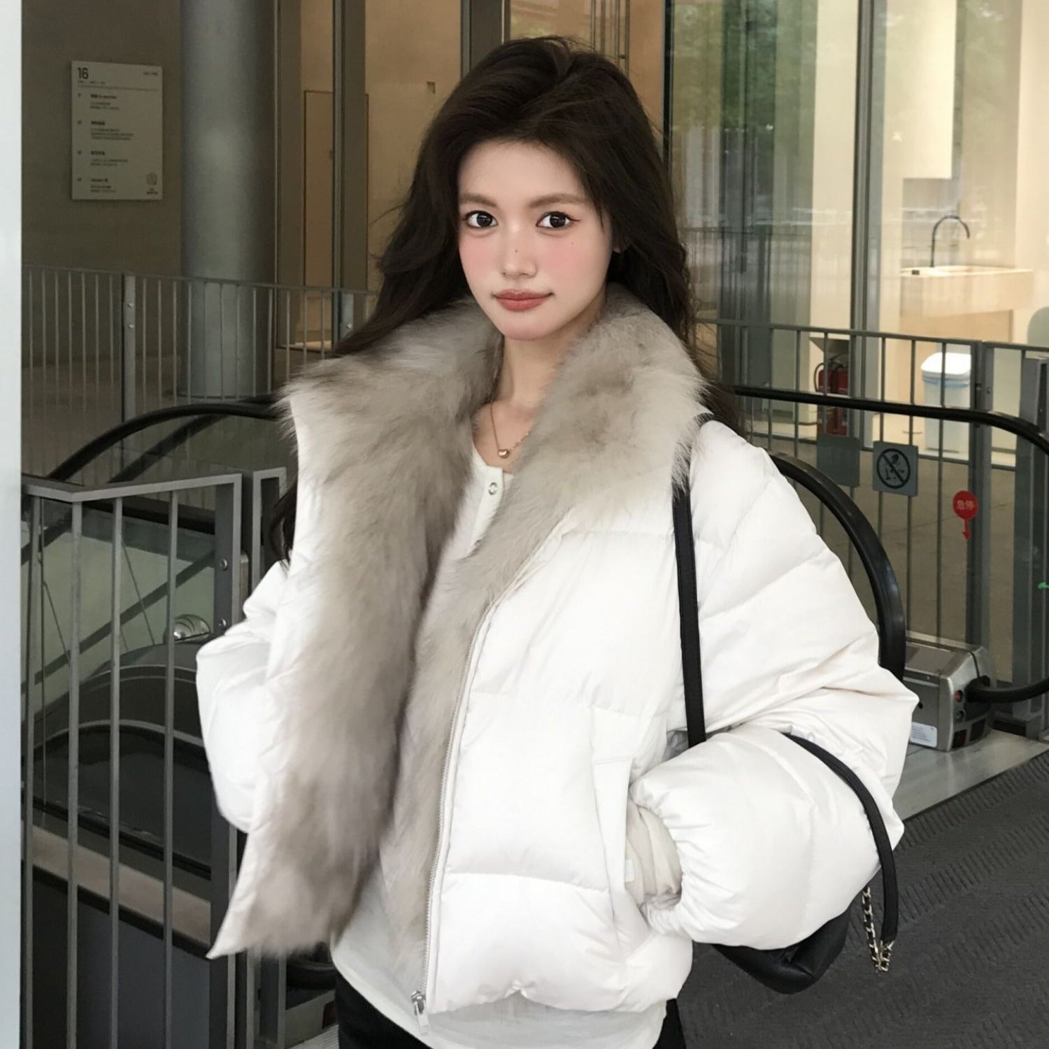 🐾拼接短版羽絨仿狐狸毛領口加厚外套