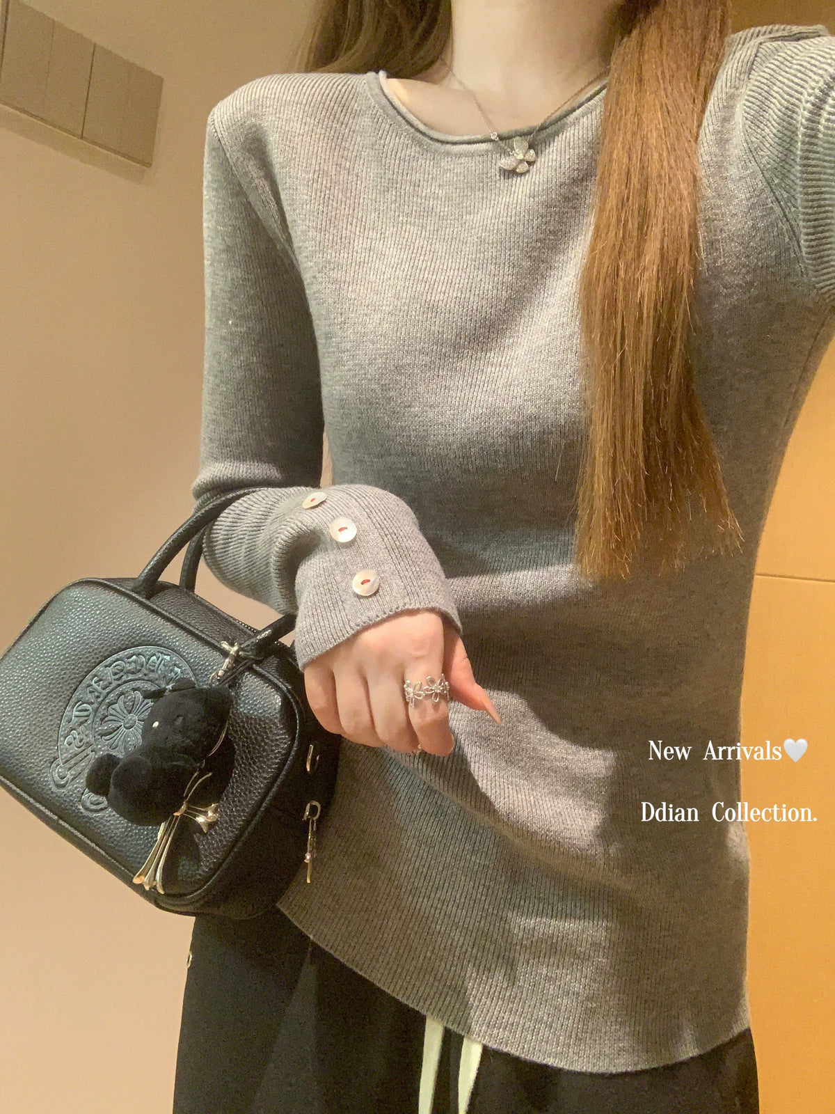 甜美少女風圓領修身長袖