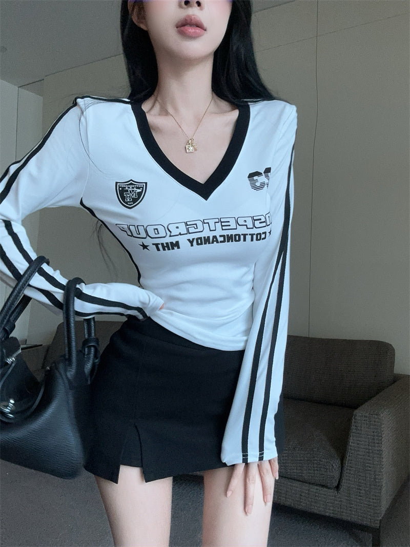 辣妹純欲薄款修身V領上衣
