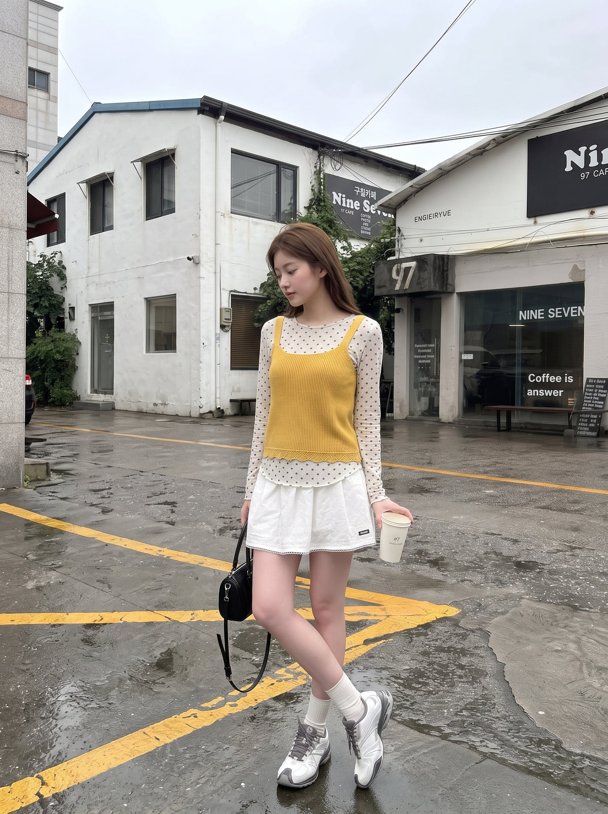 可愛風波點吊帶背心兩件套