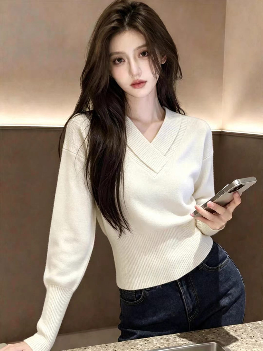 慵懶風V領包臀吊帶打底連衣裙