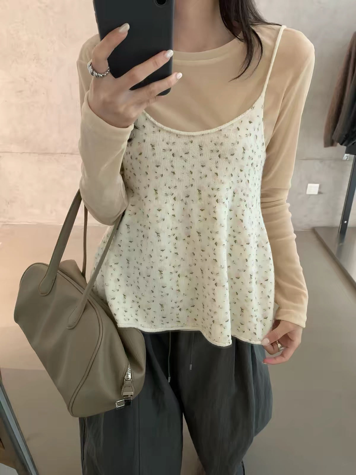 氣質簡約百搭吊帶上衣