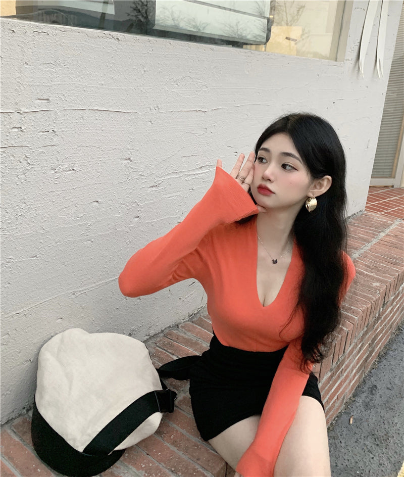 百搭V領純色修身上衣