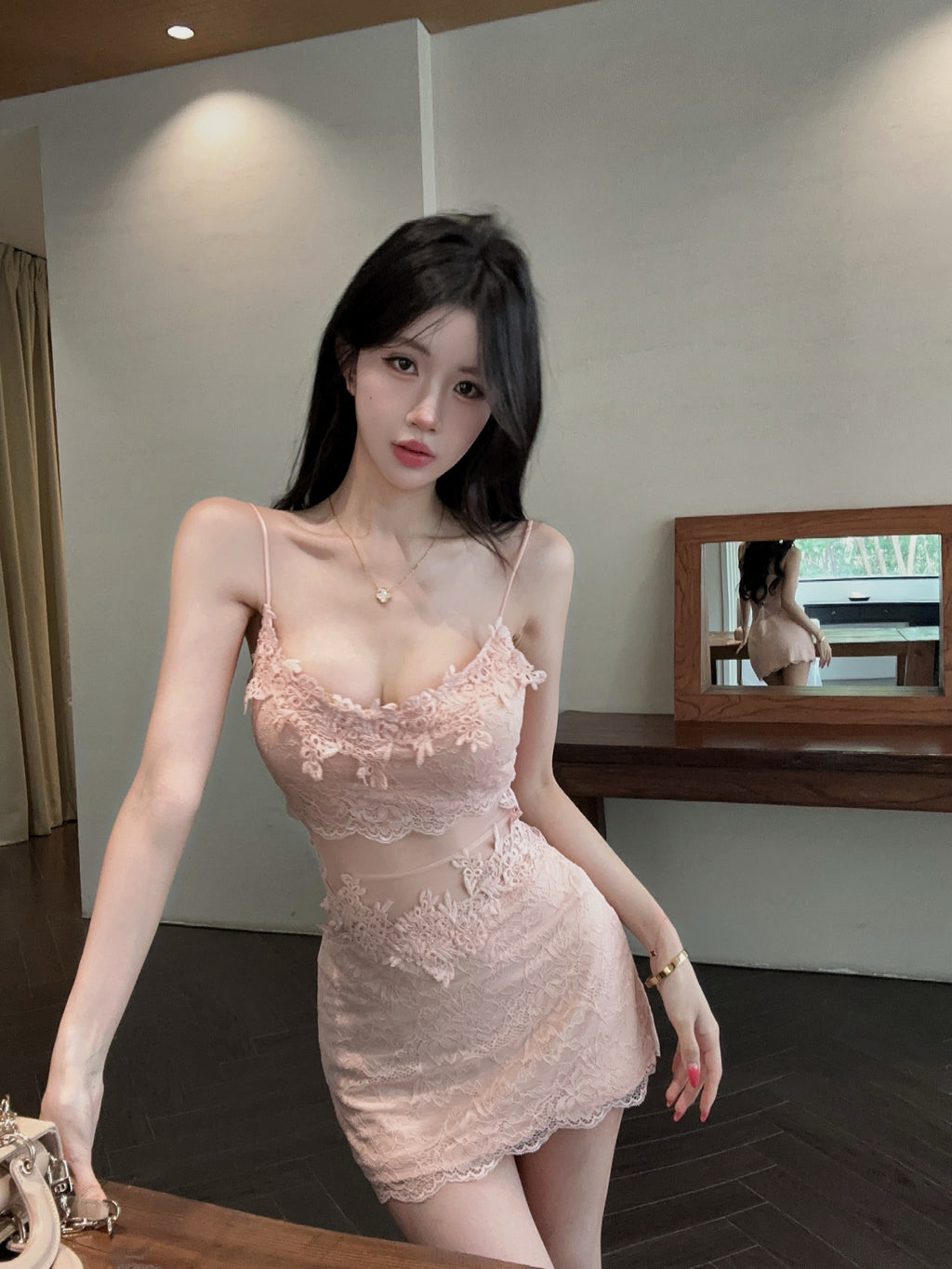 🐾性感蕾絲短款吊帶連衣裙