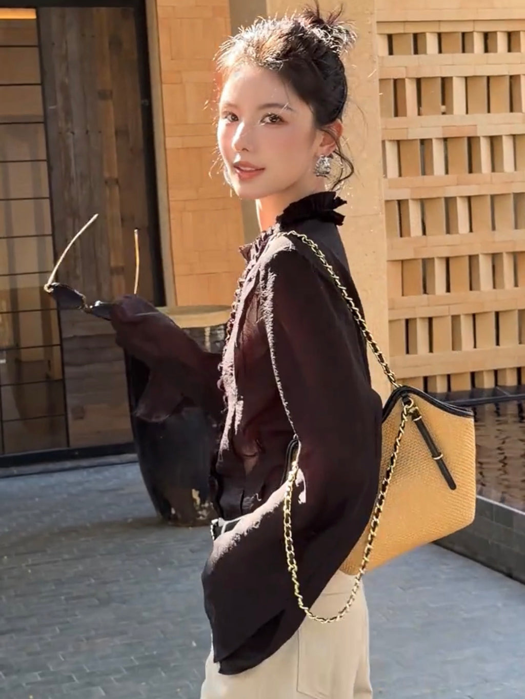 法式浪漫木耳邊襯衫