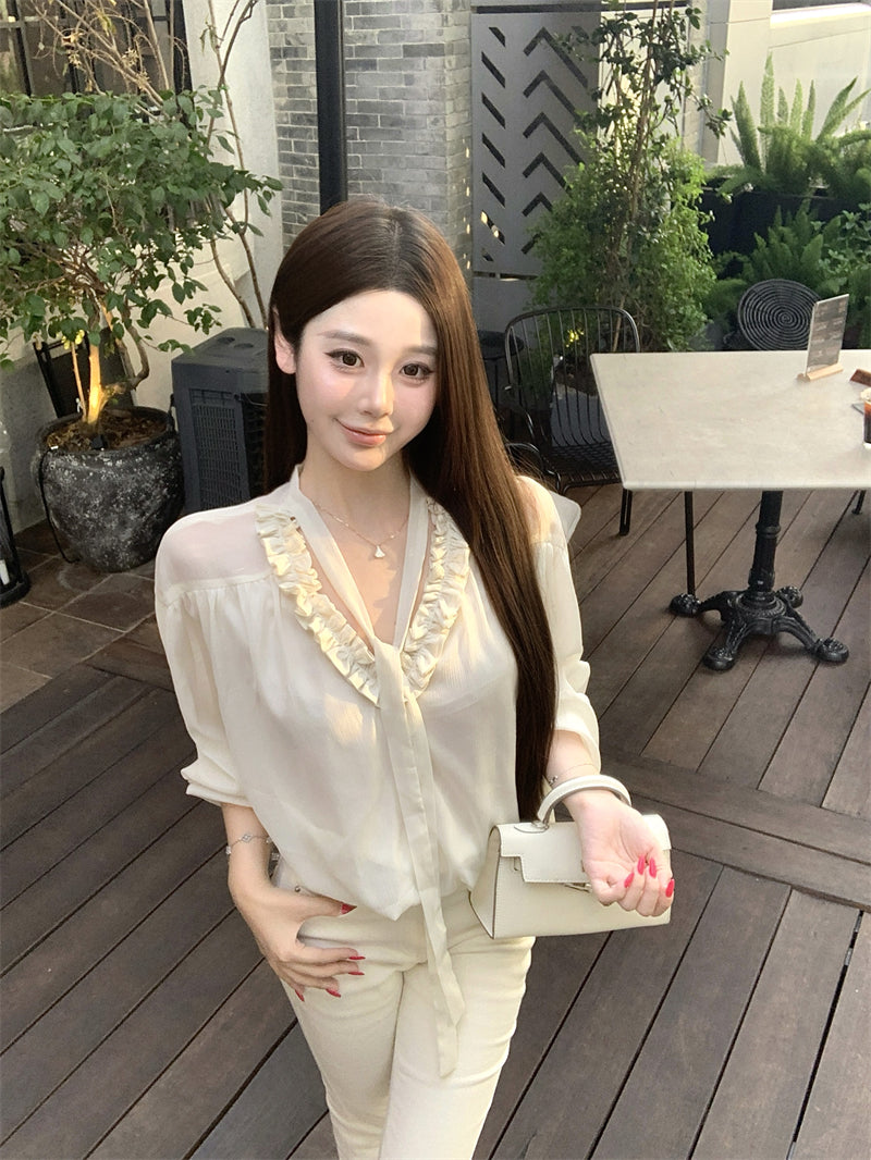 溫柔氣質木耳邊v領飄帶襯衫寬鬆上衣