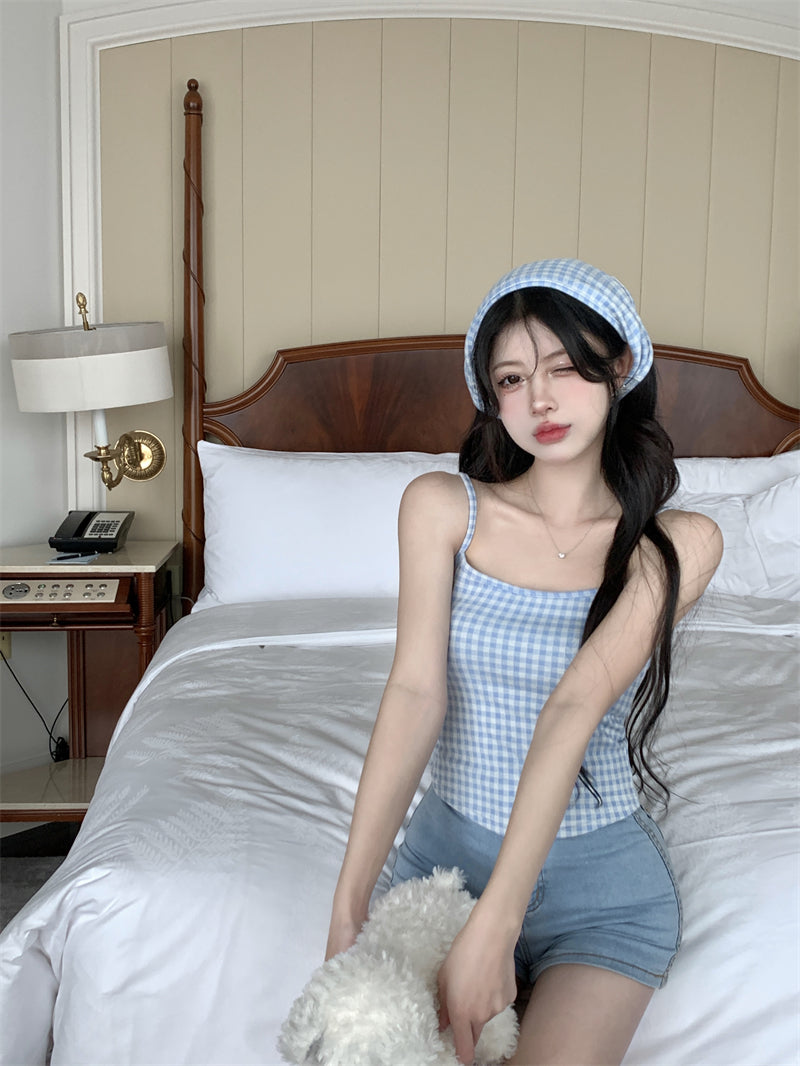 少女甜美可愛修身彈力吊帶