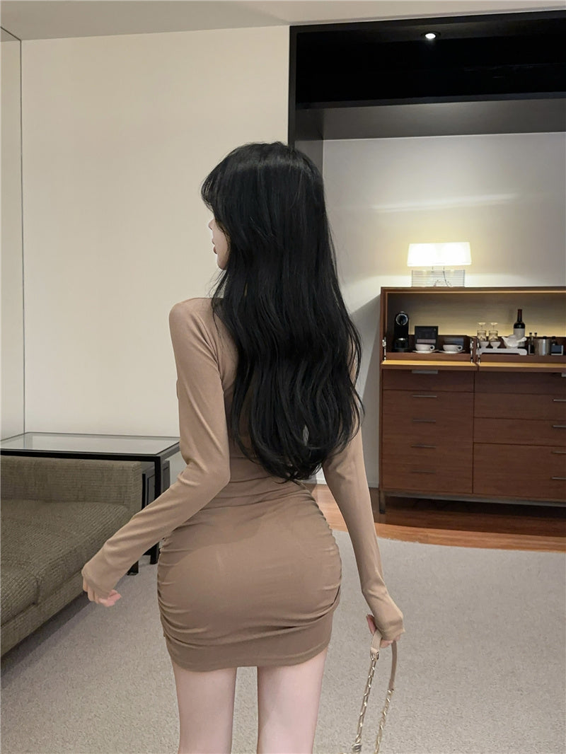 純欲辣妹性感皺褶包臀連衣裙