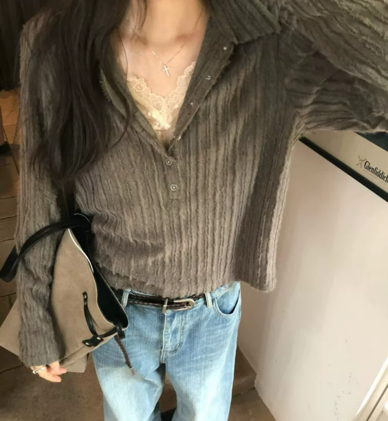 韓系翻領紐扣蕾絲拼接假兩件上衣