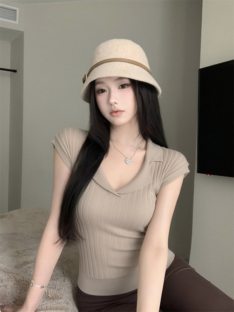 V領小飛袖百搭上衣