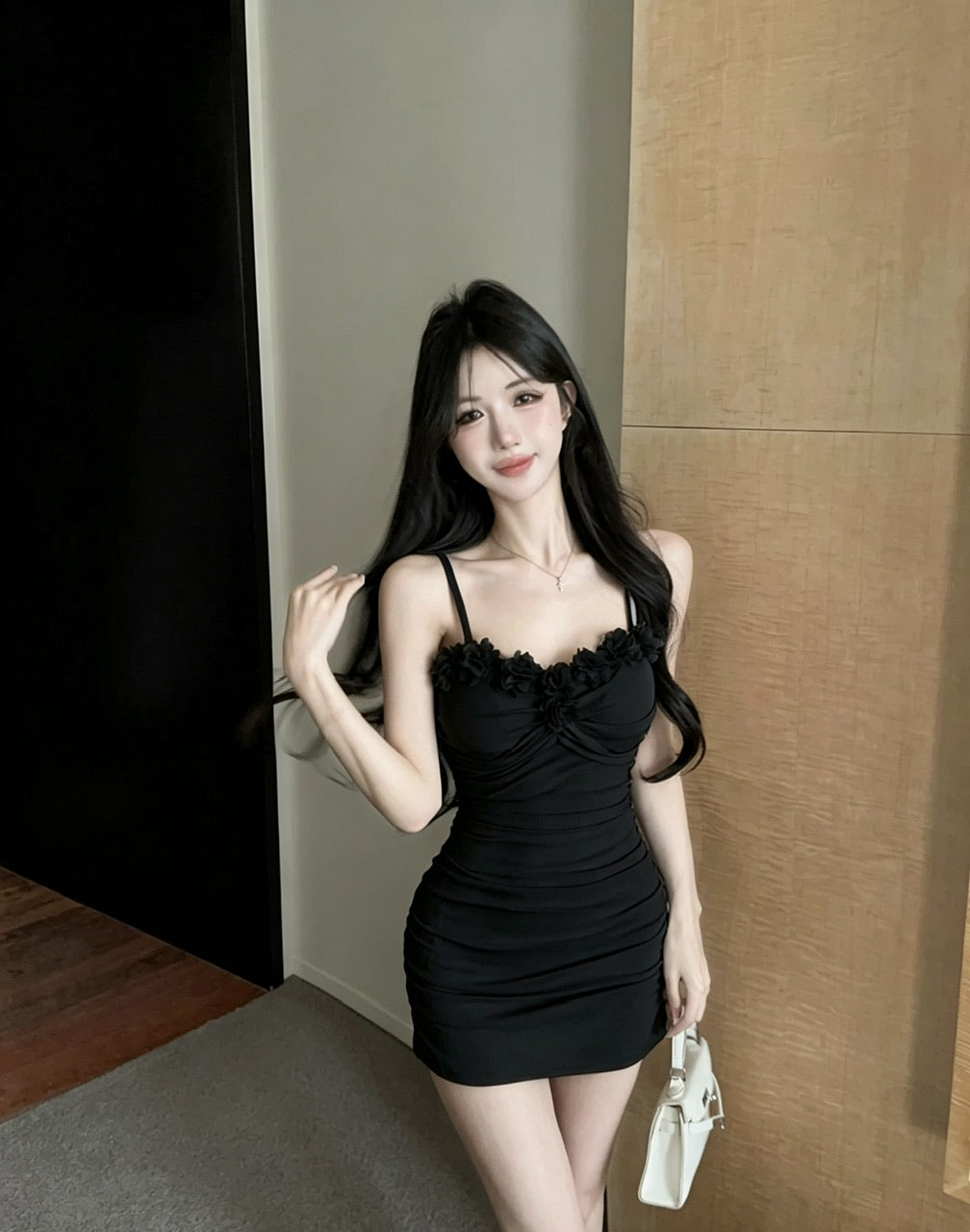 純欲風花朵拼接吊帶連衣裙
